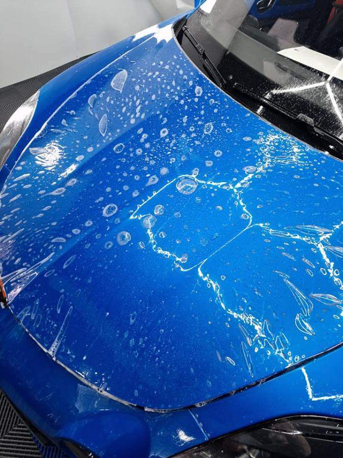 Lavage capot voiture Vitry-le-François